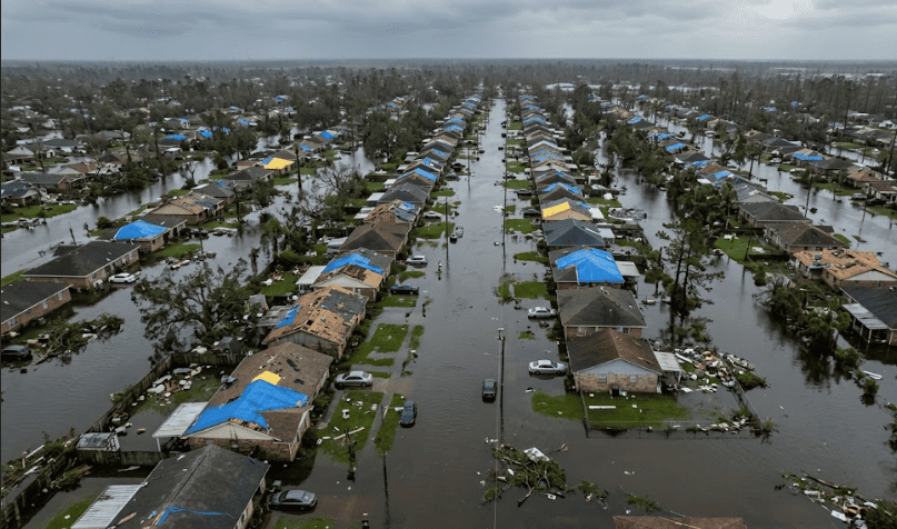 Does Flooding Expose Asbestos? What Homeowners Must Know Before Starting Cleanup